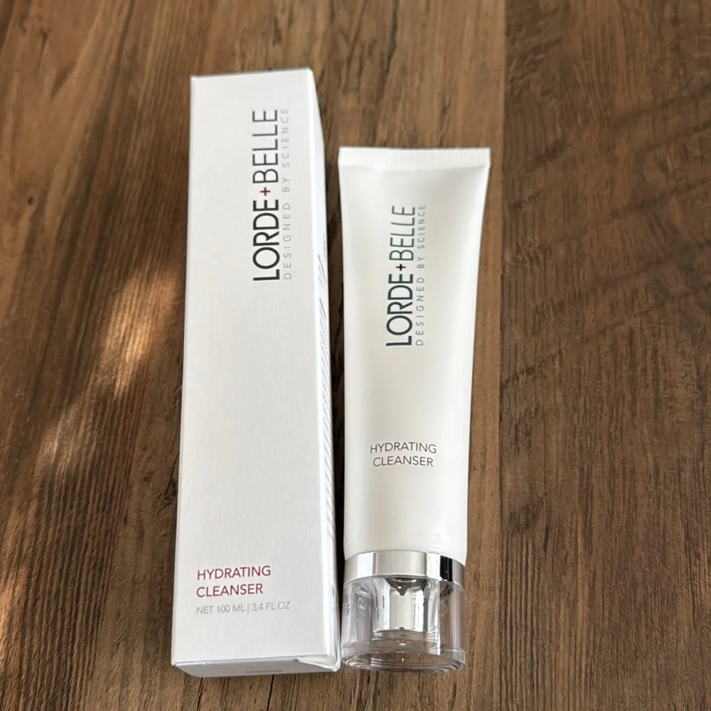 Lorde + Belle  Hydrating Cleanser